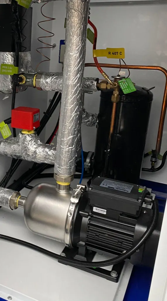 Compact industrial chiller interior view and components